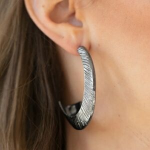 💥4/$10  Silver Textured Hoop Earrings